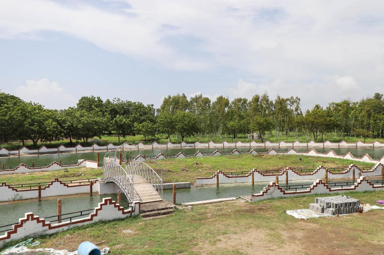 Capital O 49279 Chhab Chhaba Chhab Water Fun Park & Resort Damka Dış mekan fotoğraf